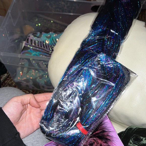 Brand new Tanzanite tinsel braiding hair from getbraidified ! - Picture 3 of 7